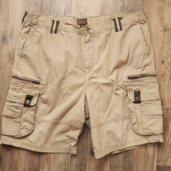 Boulder Creek Men's Size 44 BIG Ripstop Tan Cargo Shorts - Picture 1 of 7